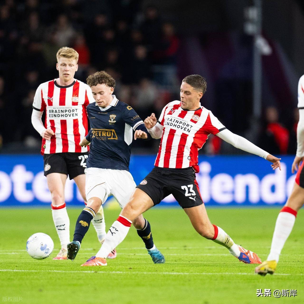 赛前埃因霍温备战欧篮联，内部沟通细节曝光，悬念犹存，赛程密集仍需轮换的简单介绍